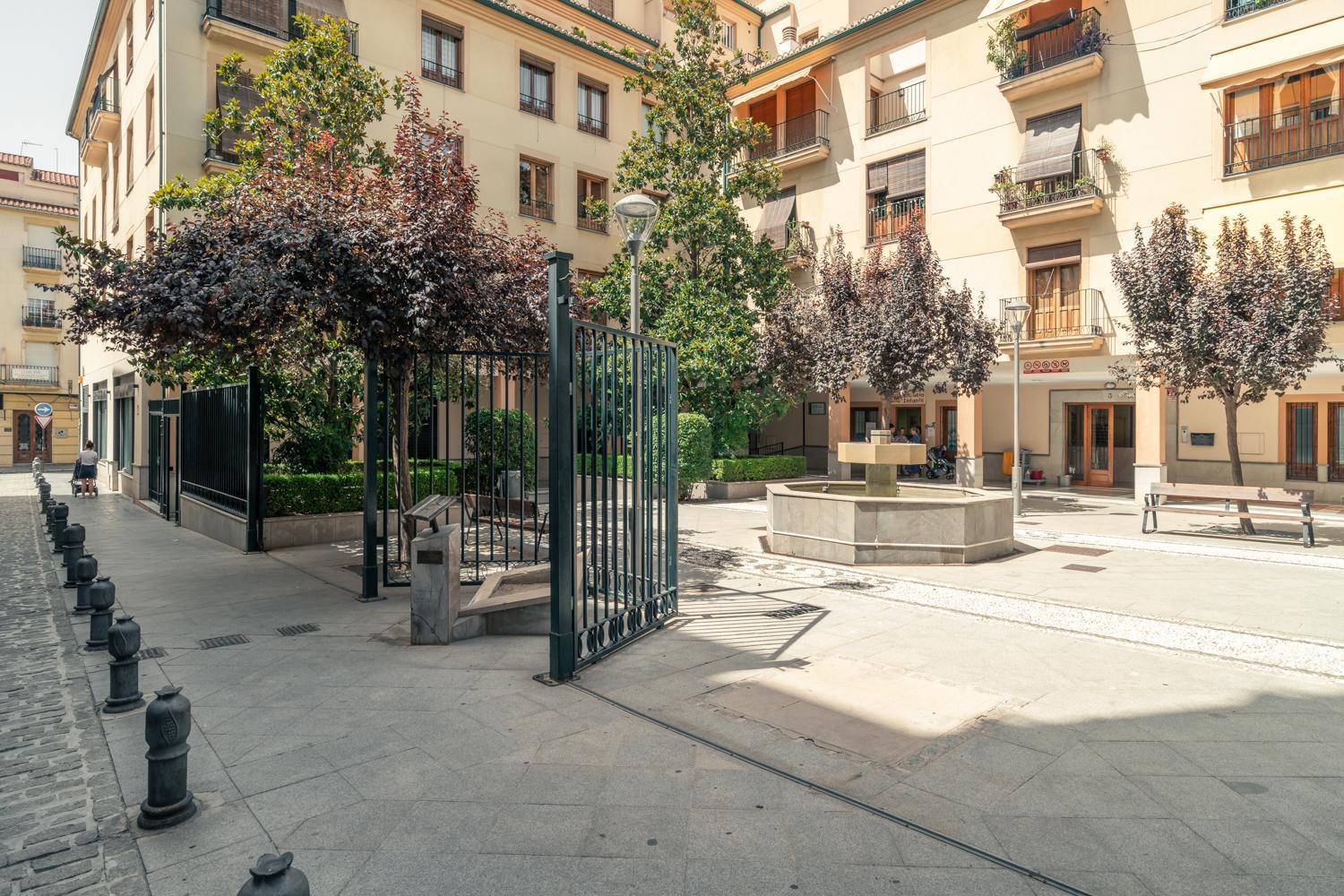 Tuguest San Anton II Apartment, Granada